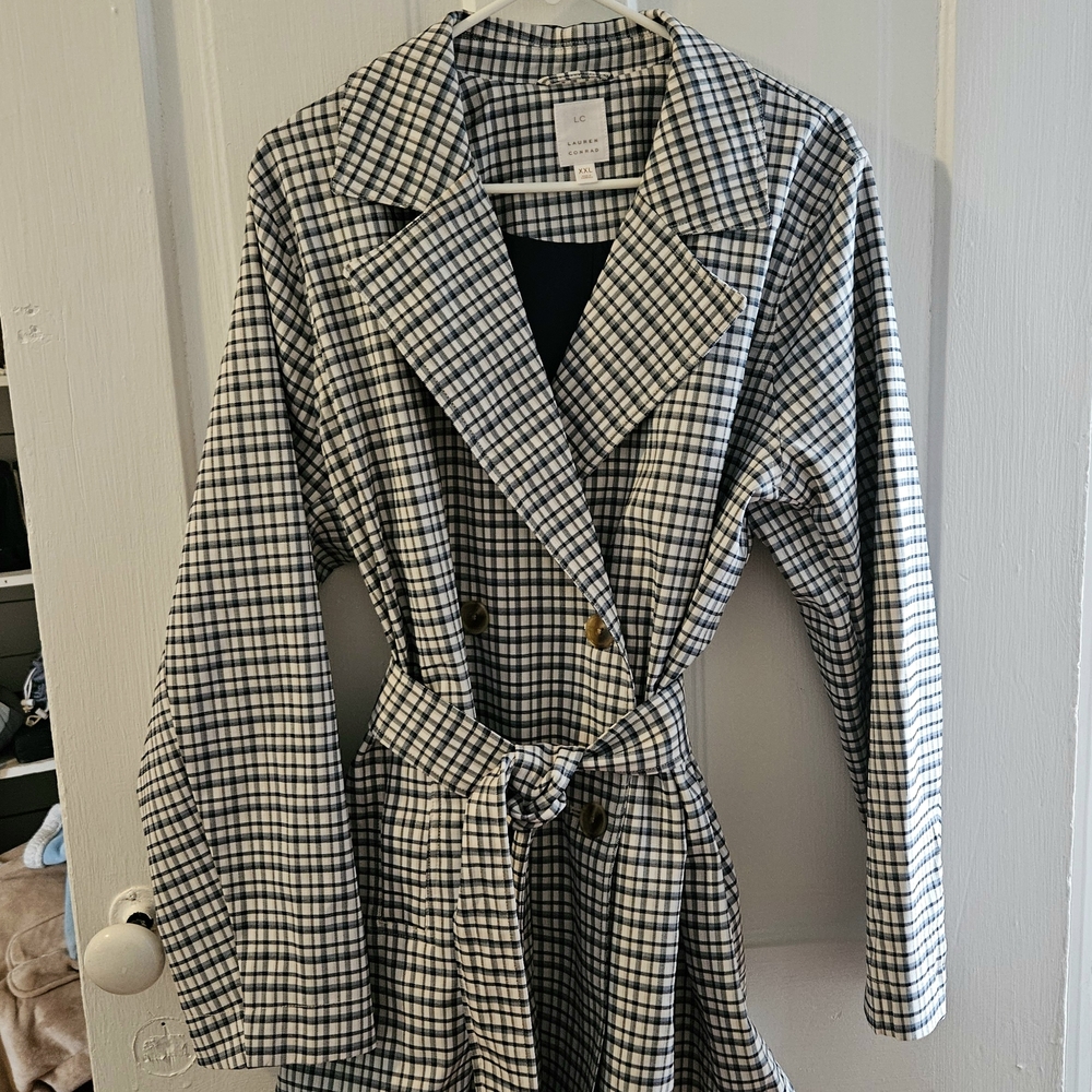 Navy and Beige Checkered Coat
